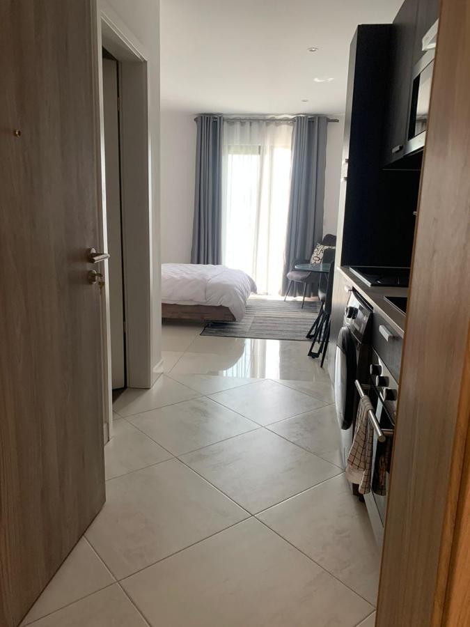 Rt Properties @ The Lennox Airport Residential 아크라 외부 사진