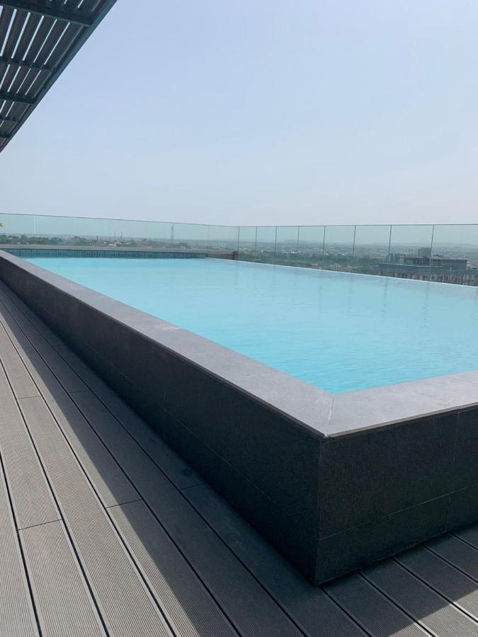 Rt Properties @ The Lennox Airport Residential 아크라 외부 사진