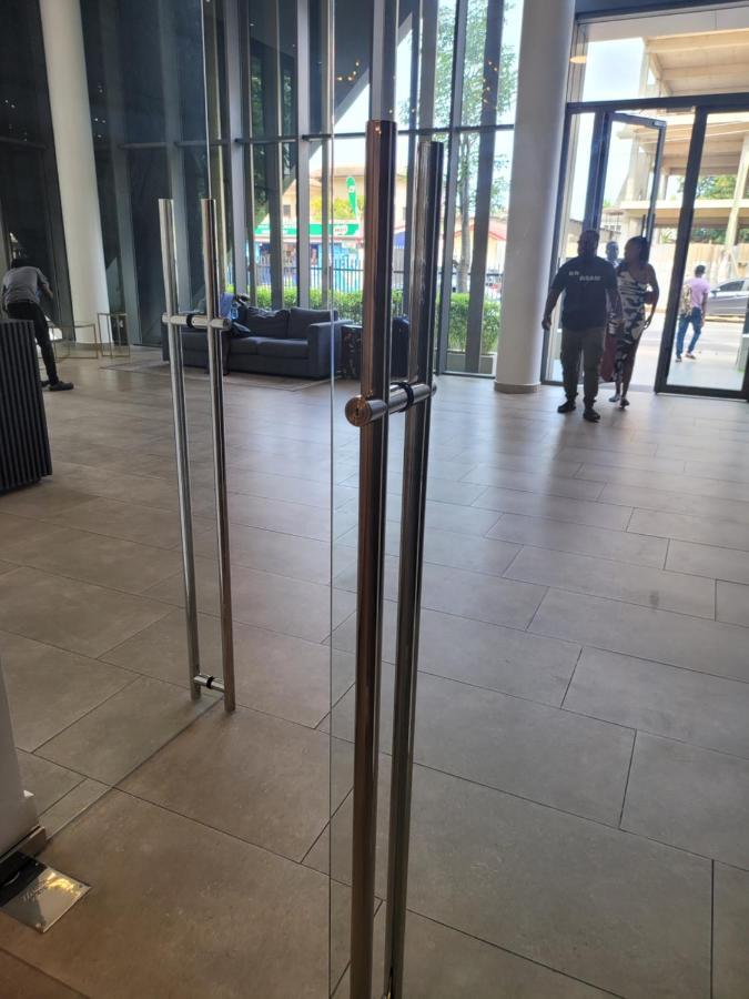 Rt Properties @ The Lennox Airport Residential 아크라 외부 사진