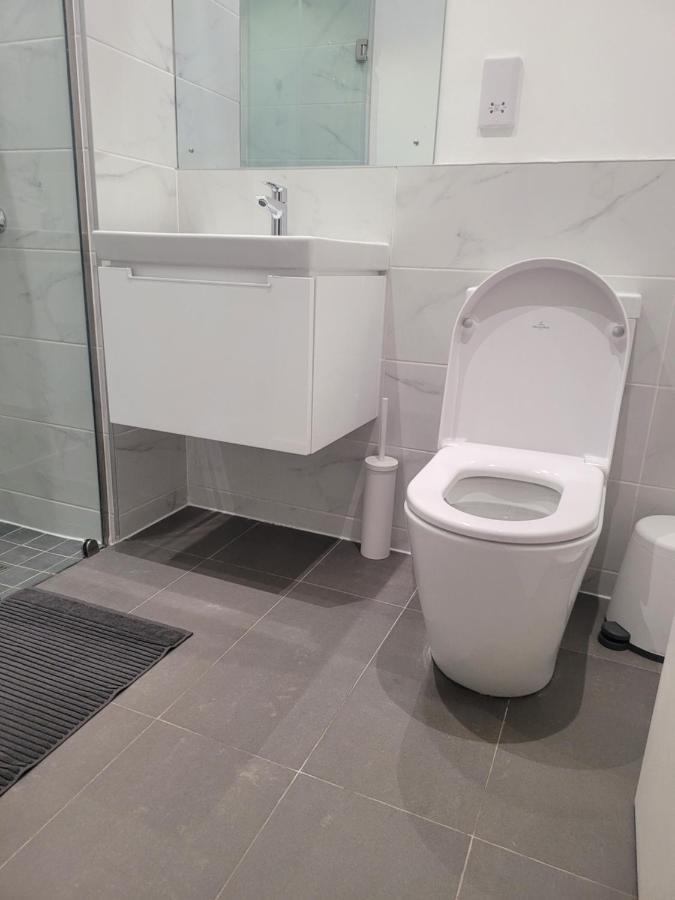 Rt Properties @ The Lennox Airport Residential 아크라 외부 사진