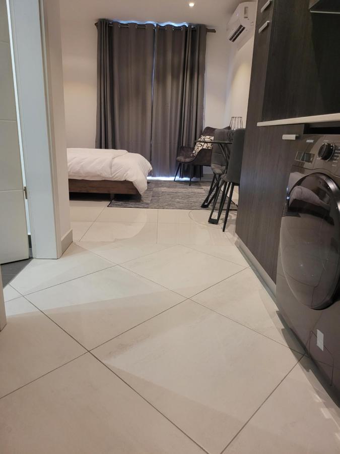 Rt Properties @ The Lennox Airport Residential 아크라 외부 사진