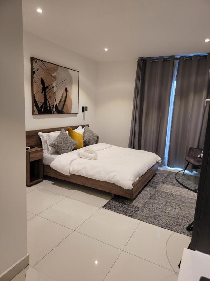 Rt Properties @ The Lennox Airport Residential 아크라 외부 사진