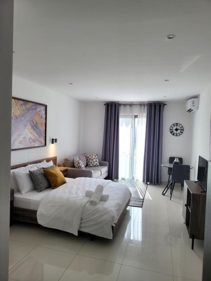Rt Properties @ The Lennox Airport Residential 아크라 외부 사진
